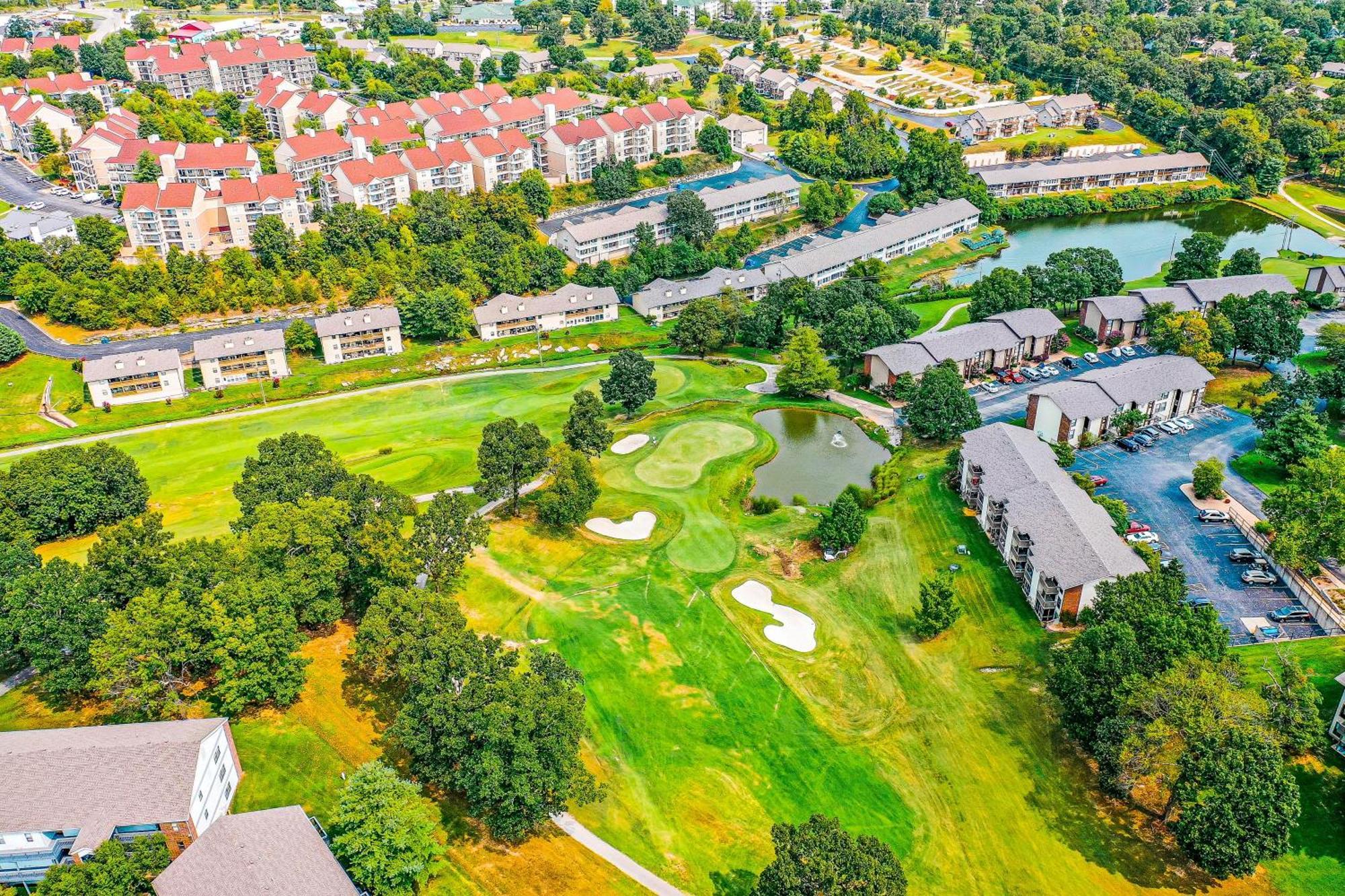 Lofty Retreat & Paradise Pointe برانسون الغرفة الصورة
